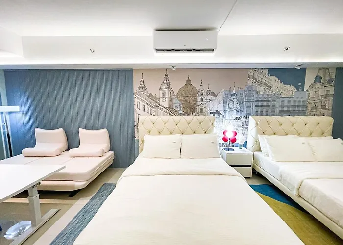 Lovely Penthouse Near Airport, Of Dreams 8pax Apartment *